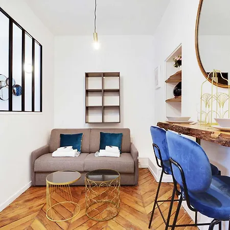 Appartamento Chic Parisian Retreat - Alexandre Dumas 2c Parigi